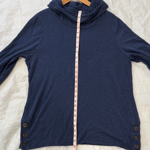 Chico’s Size 3 Navy Cowl Neck Long Sleeve Top - Picture 7 of 8